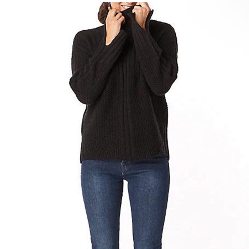 Smartwool Women's Spruce Creek Sweater in black Size Medium